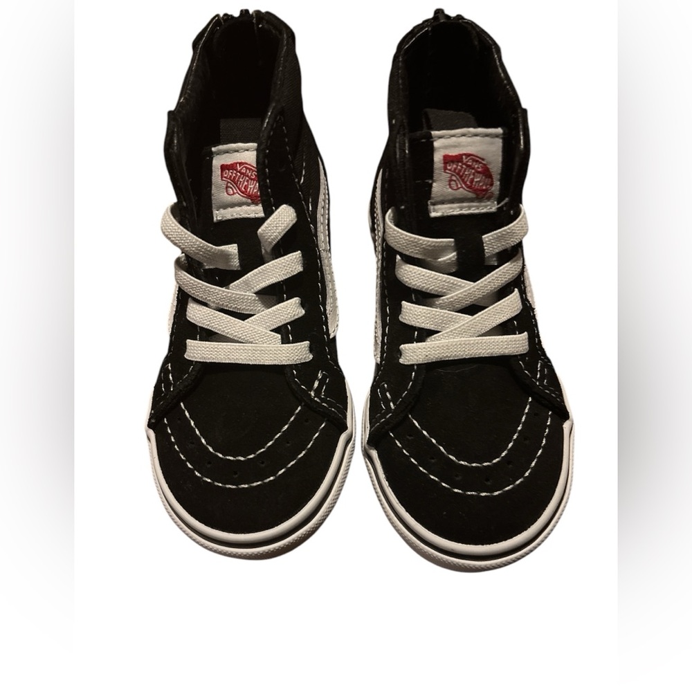 NWOT Sk8 Hi Zip vans